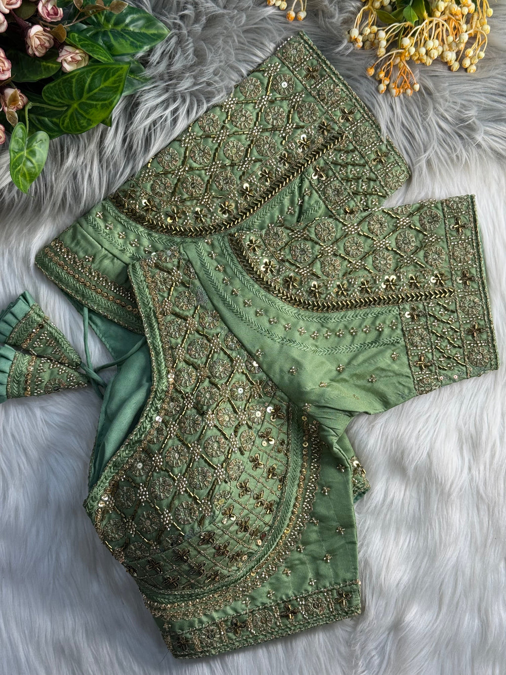 BEAUTIFUL HEAVY STARS & BEADS COPPER MATCHING WORK BRIDAL BLOUSE