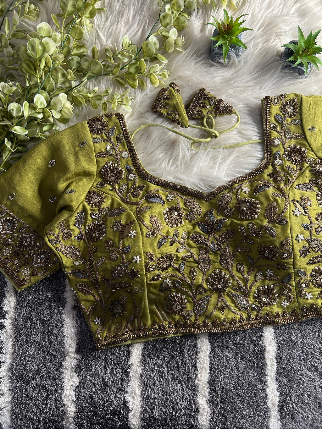 BEAUTIFUL HEAVY STARS  & BEADS COPPER MATCHING WORK BRIDAL BLOUSE