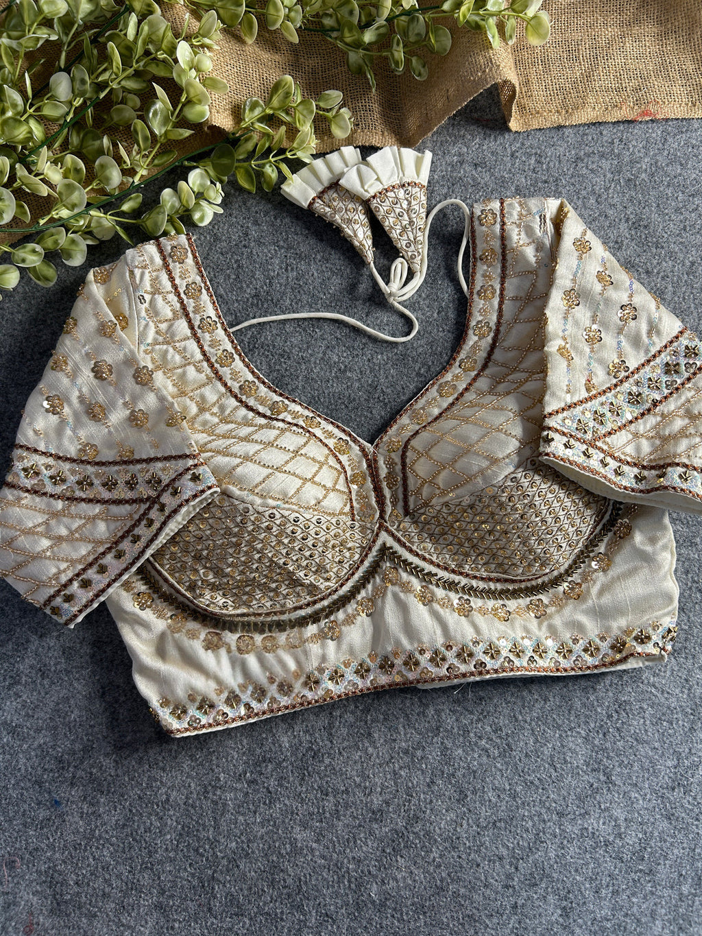 SABYASACHI INSPIRED BRIDAL BLOUSE BEAUTIFUL HEAVY STARS & BEADS WORK