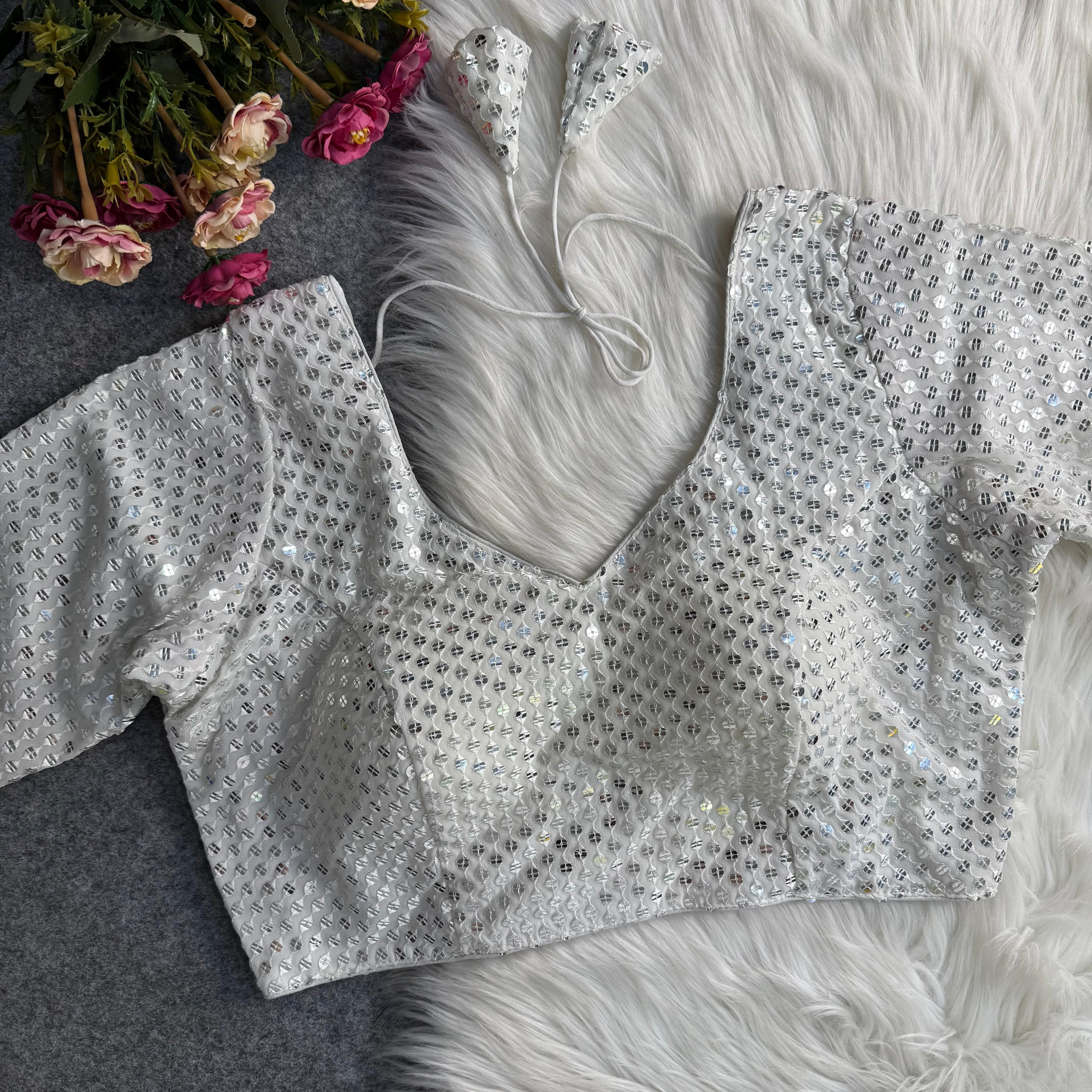 TRADITIONAL NAVRATRI SPL. SEQUENCE & THREAD WOThe Blouse Studio