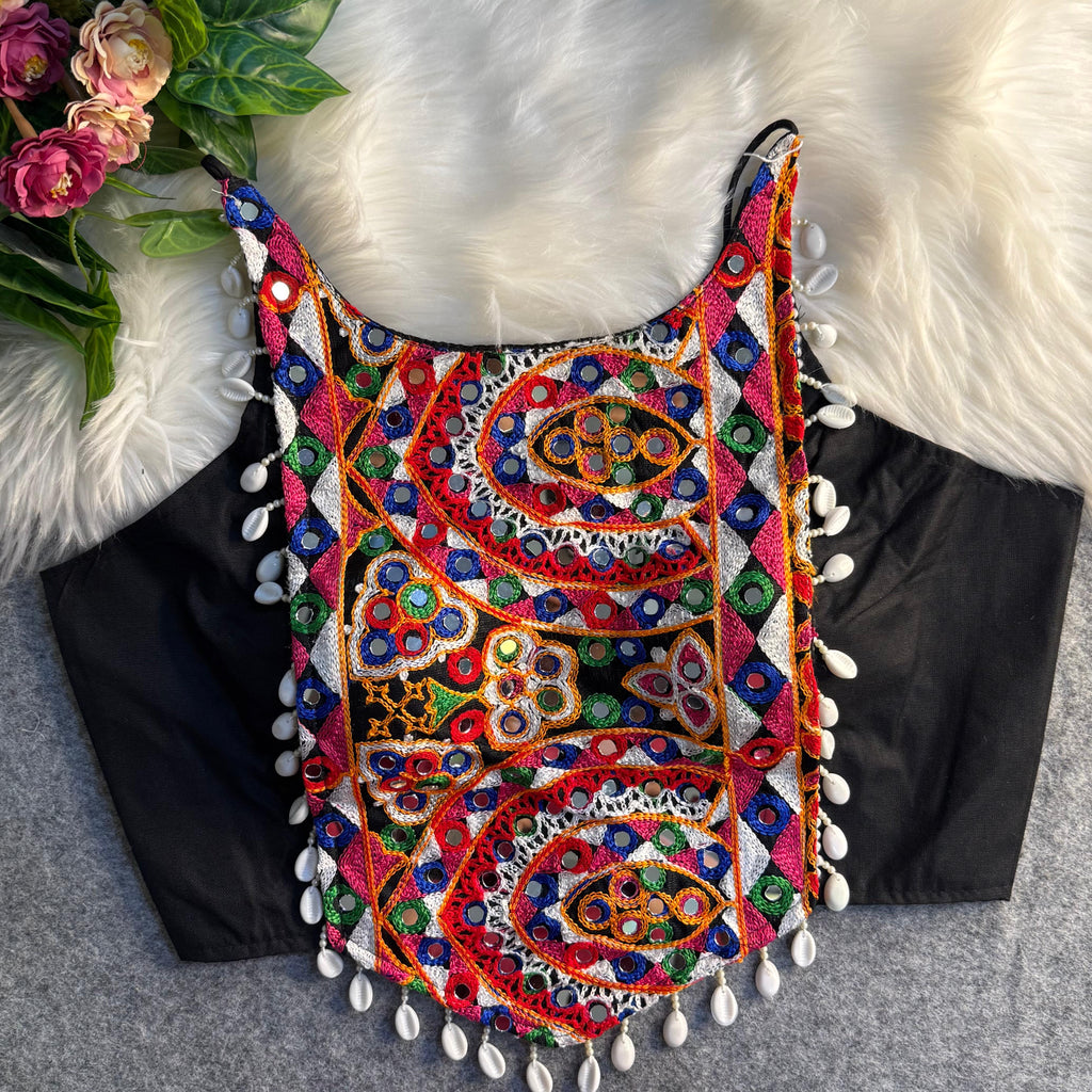 SPAGHETTI STYLE REAL SHELL BLOUSE WORK