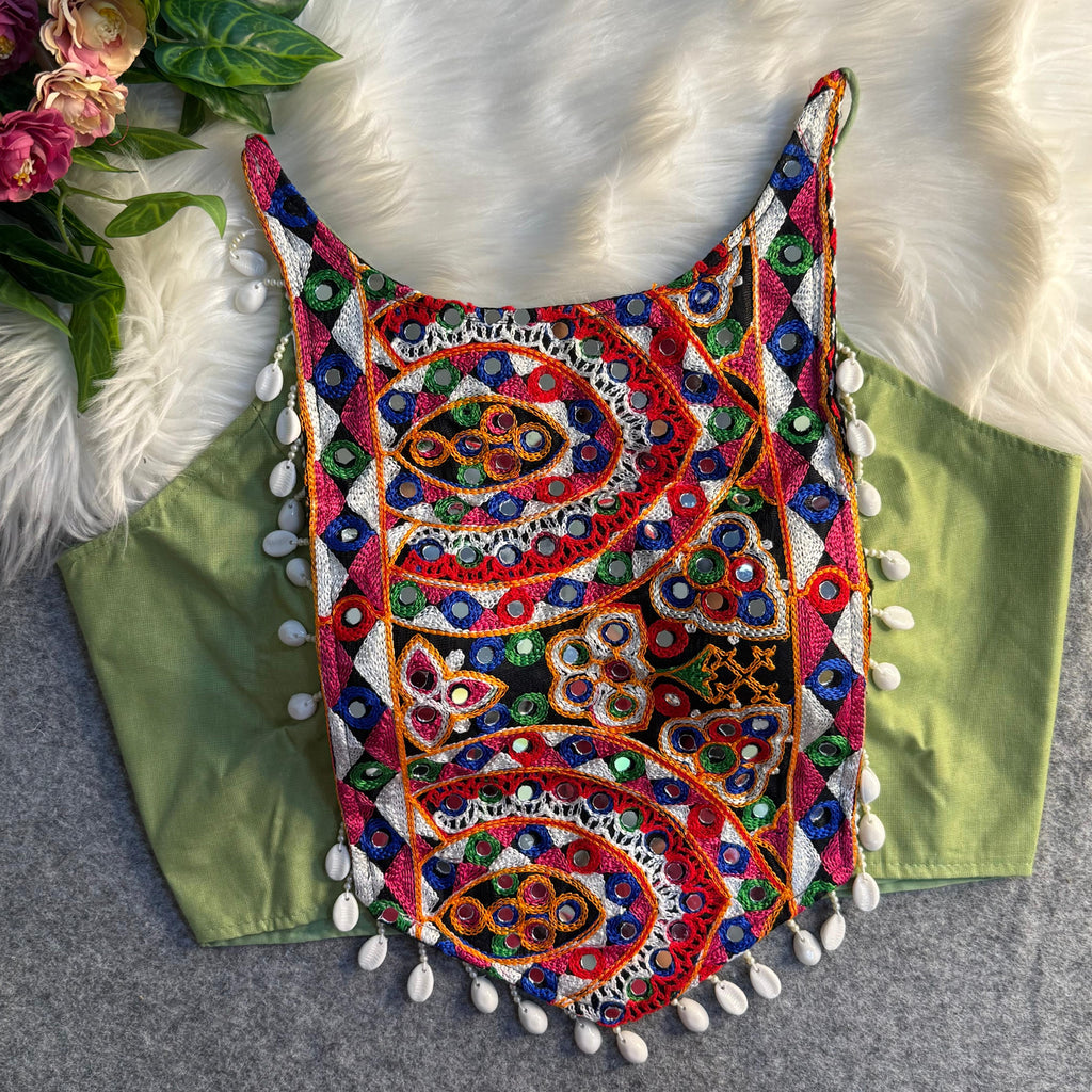 SPAGHETTI STYLE REAL SHELL BLOUSE WORK