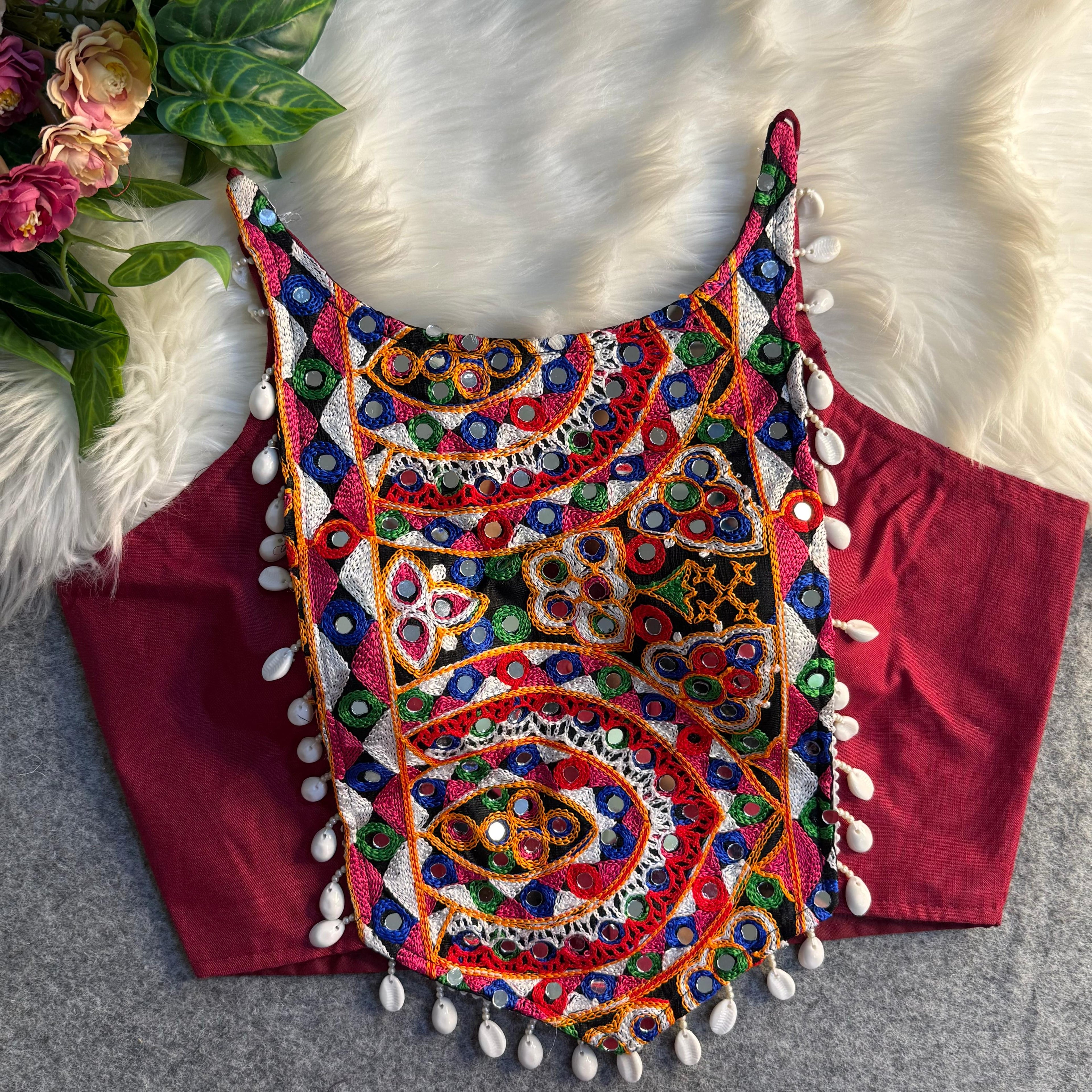 SPAGHETTI STYLE REAL SHELL BLOUSE WORK